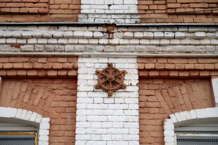 Рабочие казармы ткацкой фабрики Н. Зимина в городе Дрезна Орехово-Зуевского округа