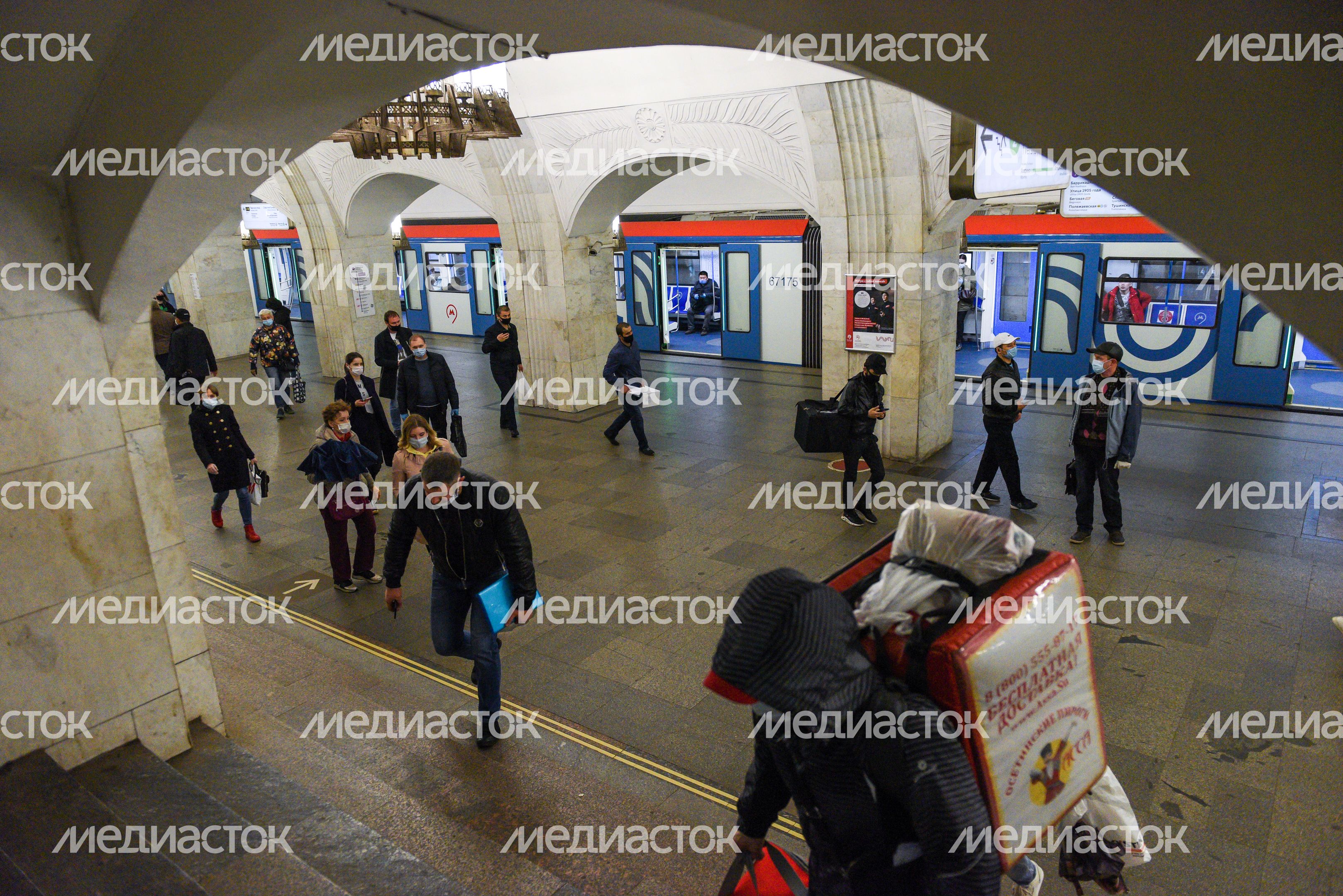 Москва во время первого этапа смягчения режима самоизоляции Москва во время первого этапа смягчения режима самоизоляции