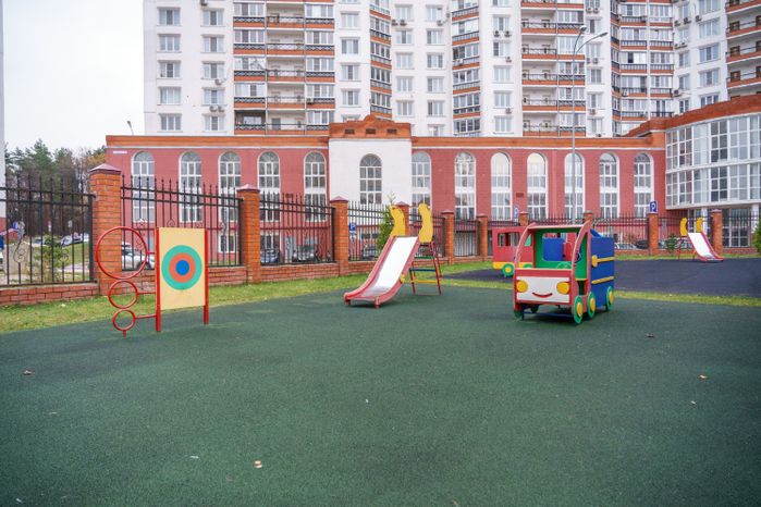 Дзержинский. Детский сад «Умка»