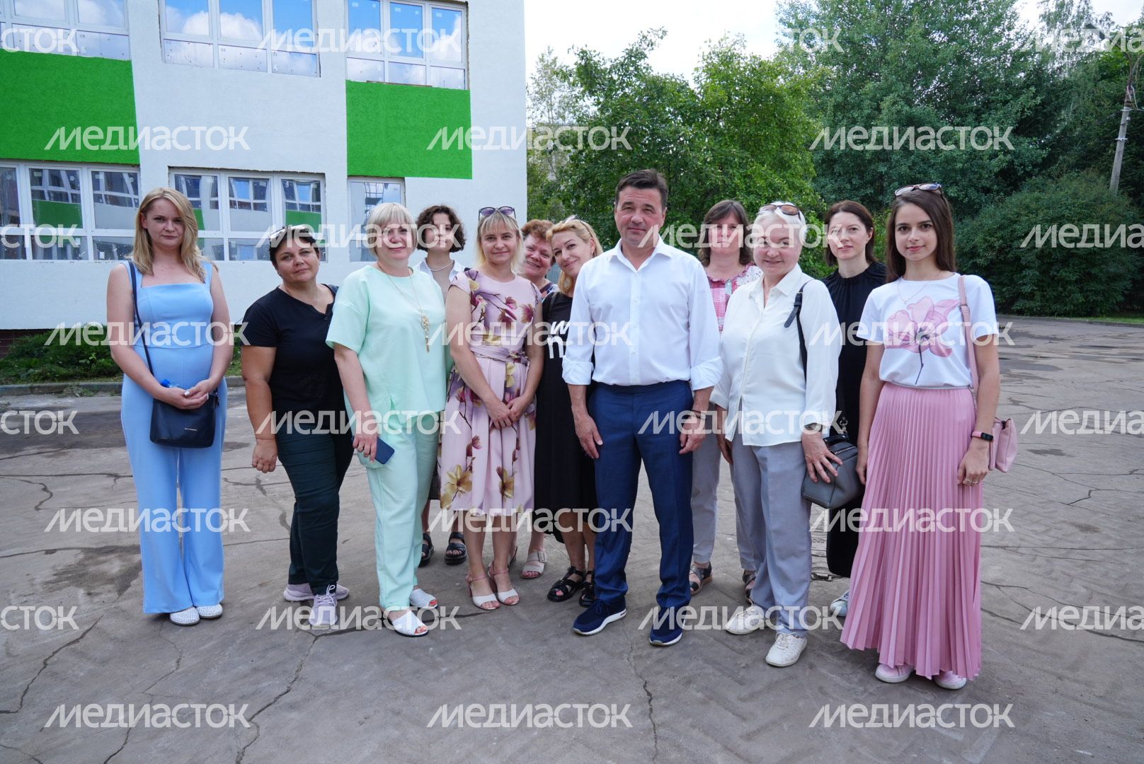 Проверка хода капремонта школы во Фрязино Губернатором Подмосковья