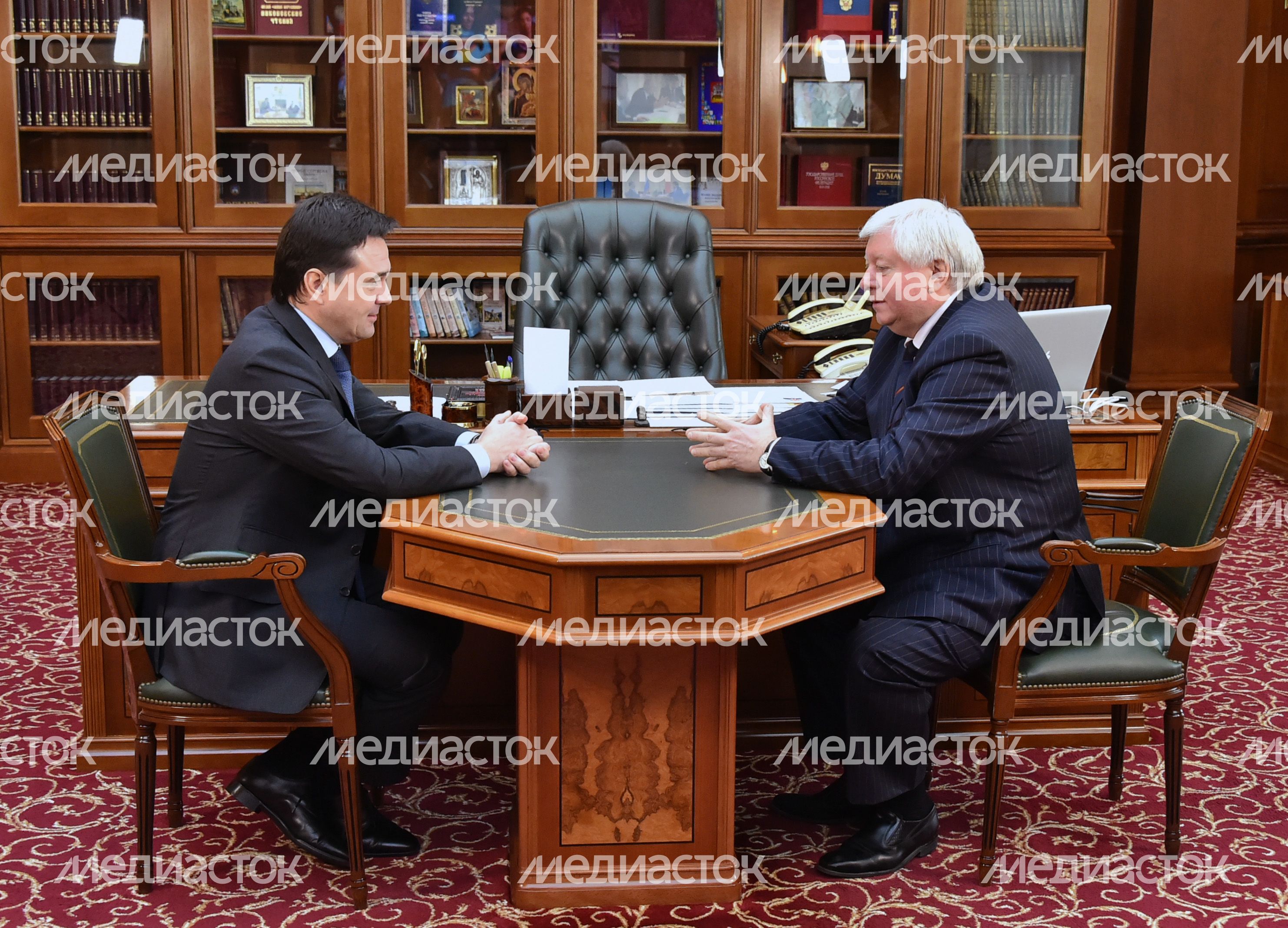 А. Воробьев провел рабочую встречу с главой Красногорского района