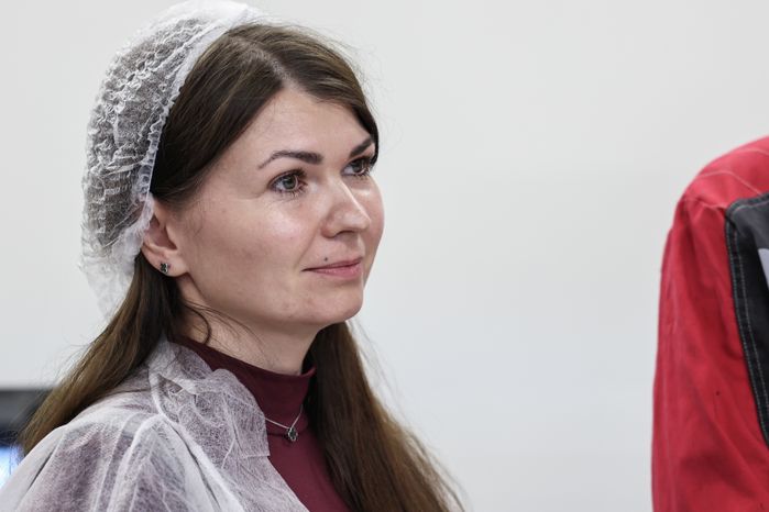Андрей Воробьев посетил запуск производства упаковки для пищевой продукции в Чехове