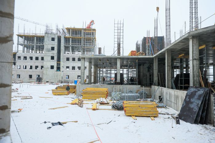 Посещение Губернатором Подмосковья стройплощадки Детской областной больницы в Красногорске