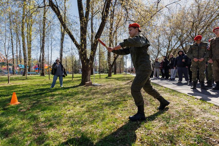 Спортивно-патриотическая игра «Зарница. Наследники победителей» в парке Мира в Мытищах