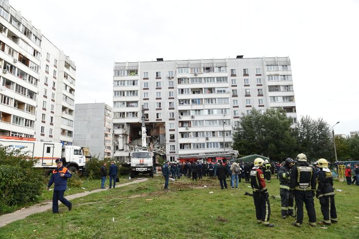 Кадры с места взрыва газа в жилом доме в Ногинске