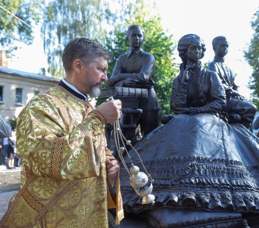 Открытие памятника императрице Марии Александровне в Ильинском-Усово