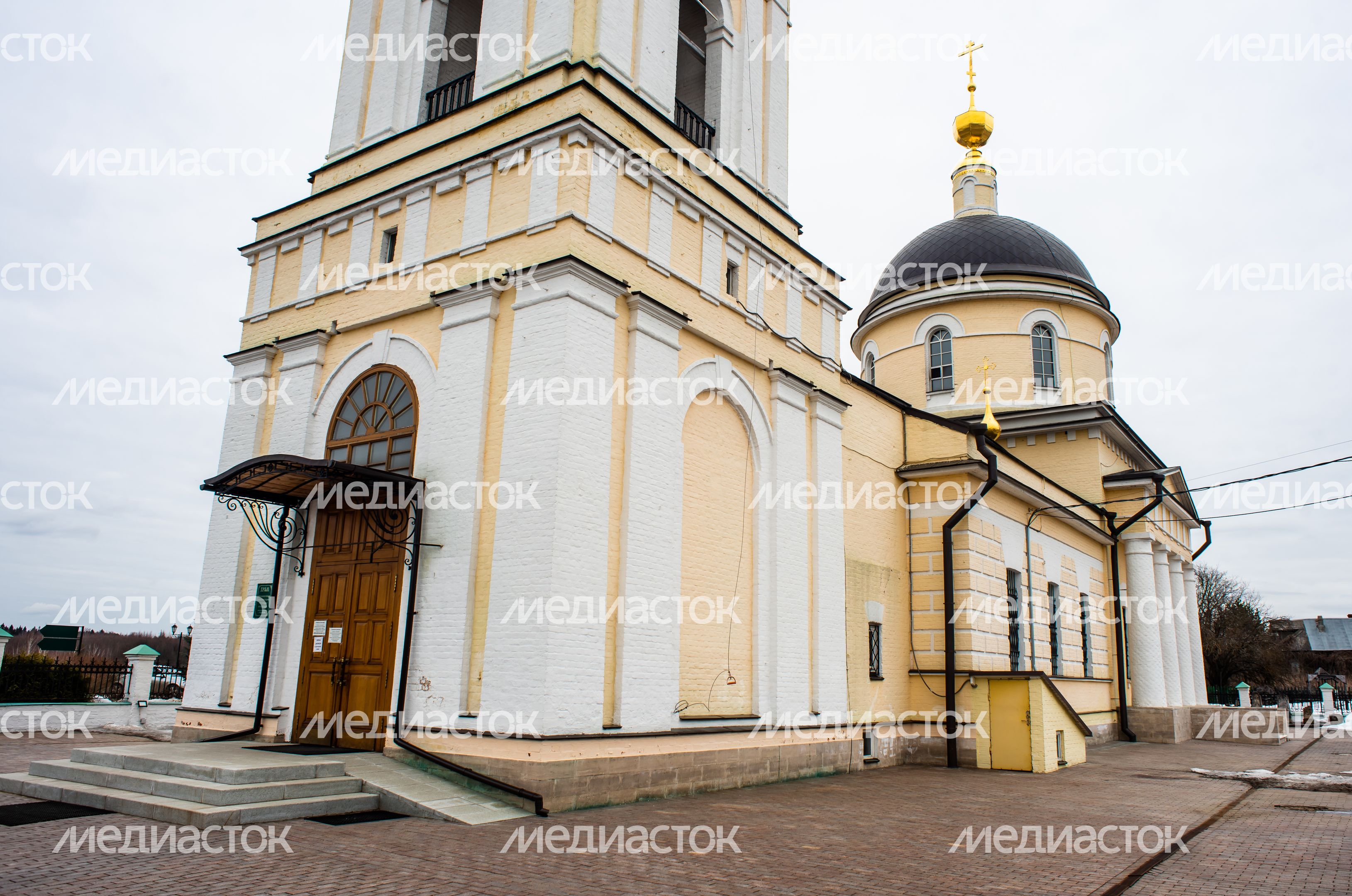 Церковь Преображения Господня в Радонеже