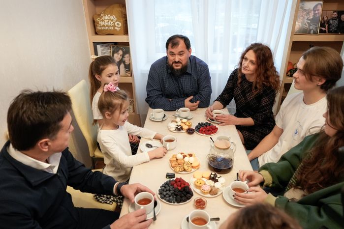 Андрей Воробьев навестил семью погибшего на СВО бойца