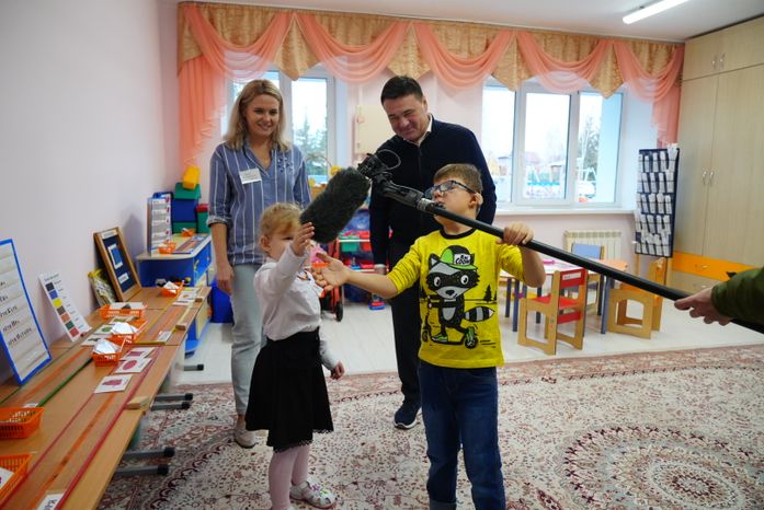 Посещение интерната для обучения слепоглухих детей и молодых инвалидов в Сергиево-Посадском округе Губернатором Подмосковья