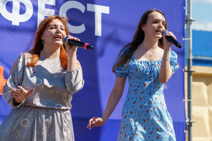 Фестиваль авторской керамики «ГжельФест» в селе Речицы Раменского округа