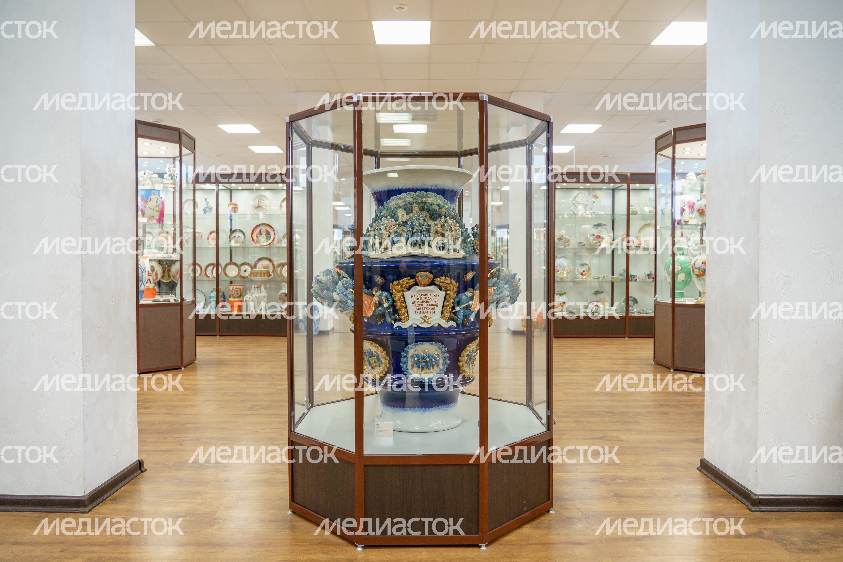 Ликино-Дулево. Дулевский музей фарфора Ликино-Дулево. Дулевский музей фарфора