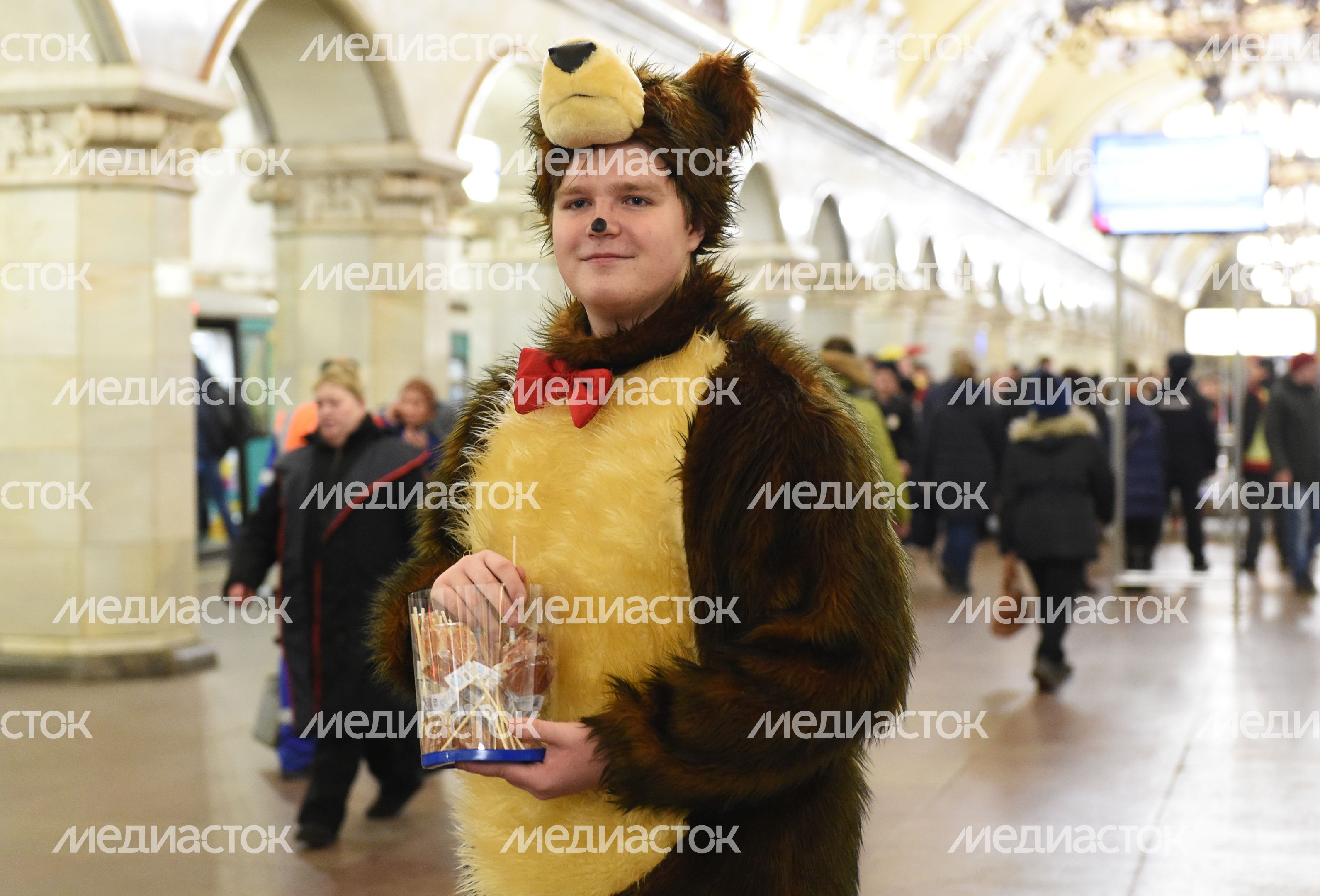Запуск Новогоднего поезда в метро Москвы