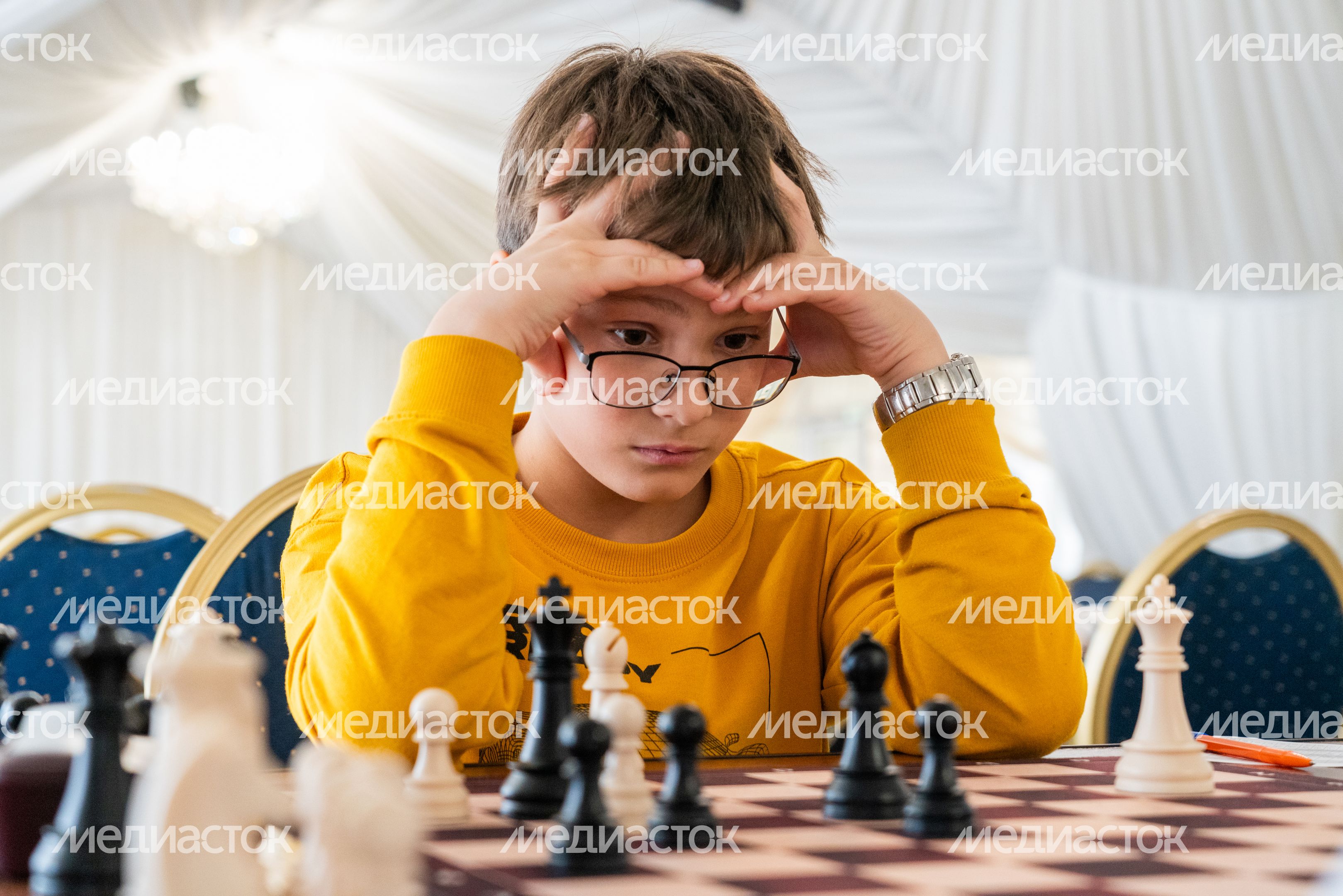 Школьники Подмосковья сыграли в областных соревнованиях «Белая ладья» по шахматам в Красногорске