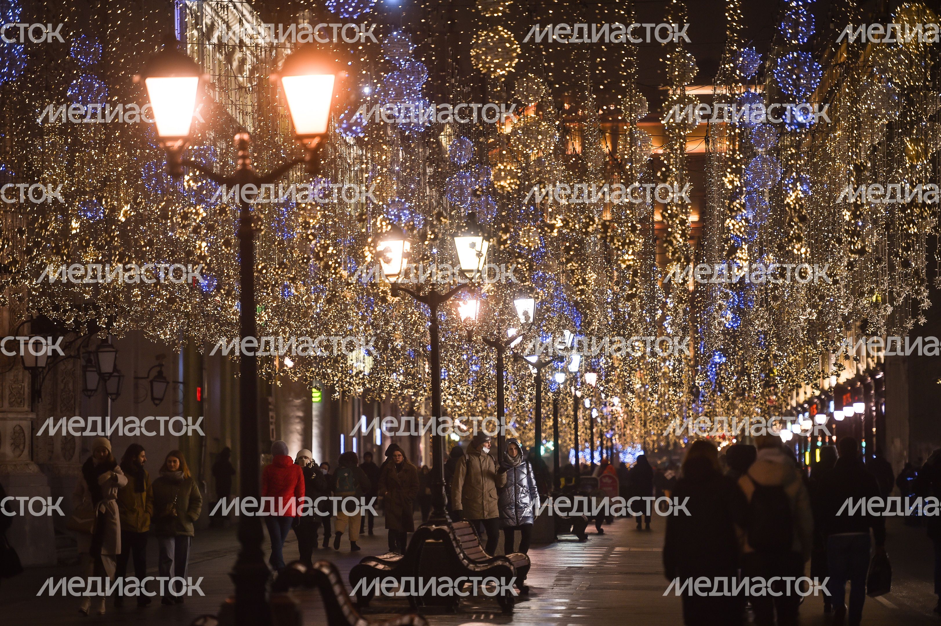 Новогодняя иллюминация в Москве