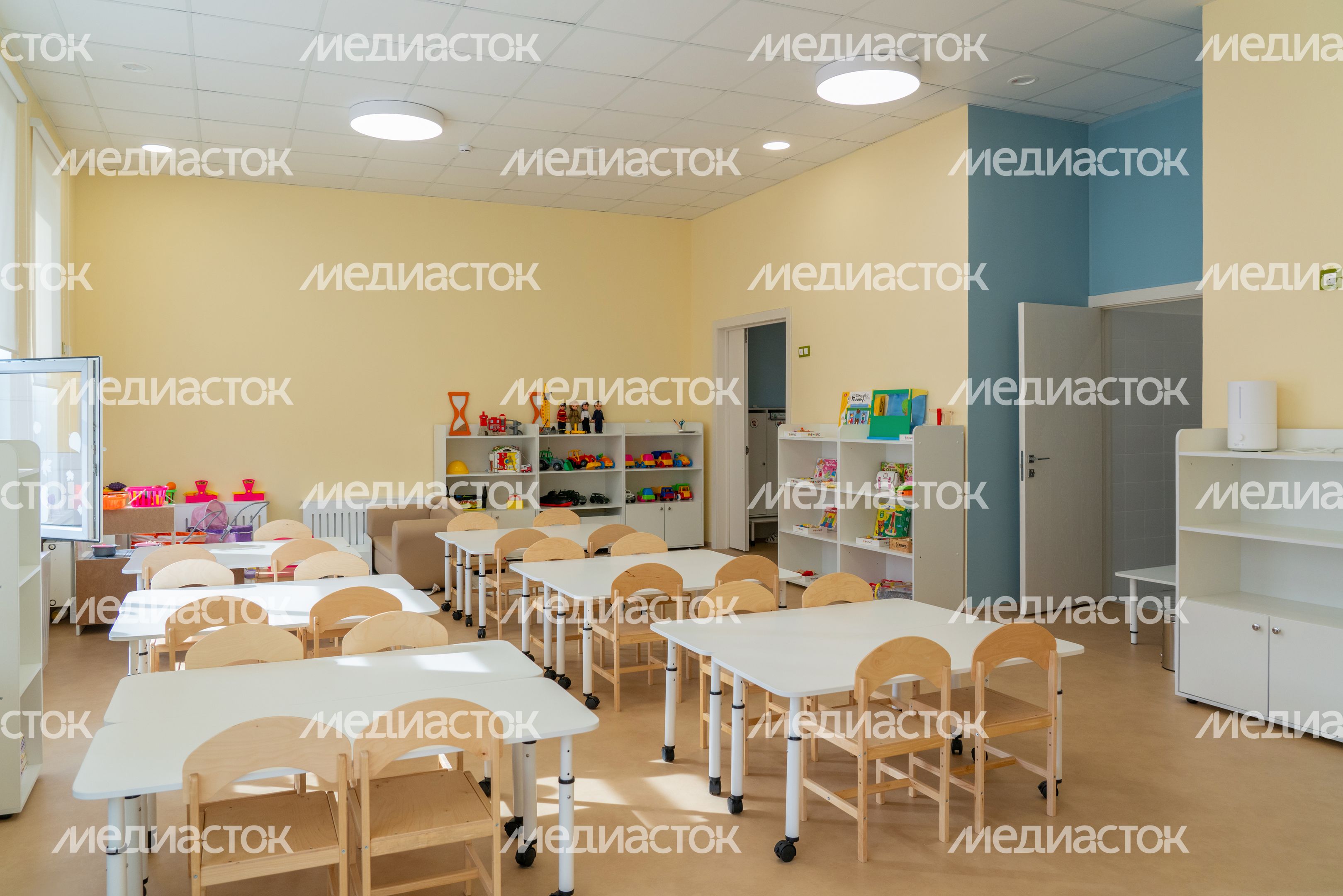 Спальня комната для малышей в новом детском саду «Выбор будущего» на 380 мест в Лайково Одинцовского округа