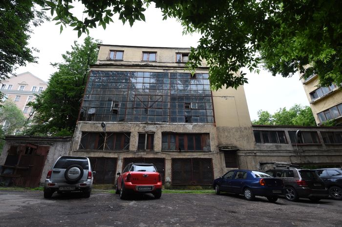 Памятник конструктивизма «Дом Наркомфина» в Москве