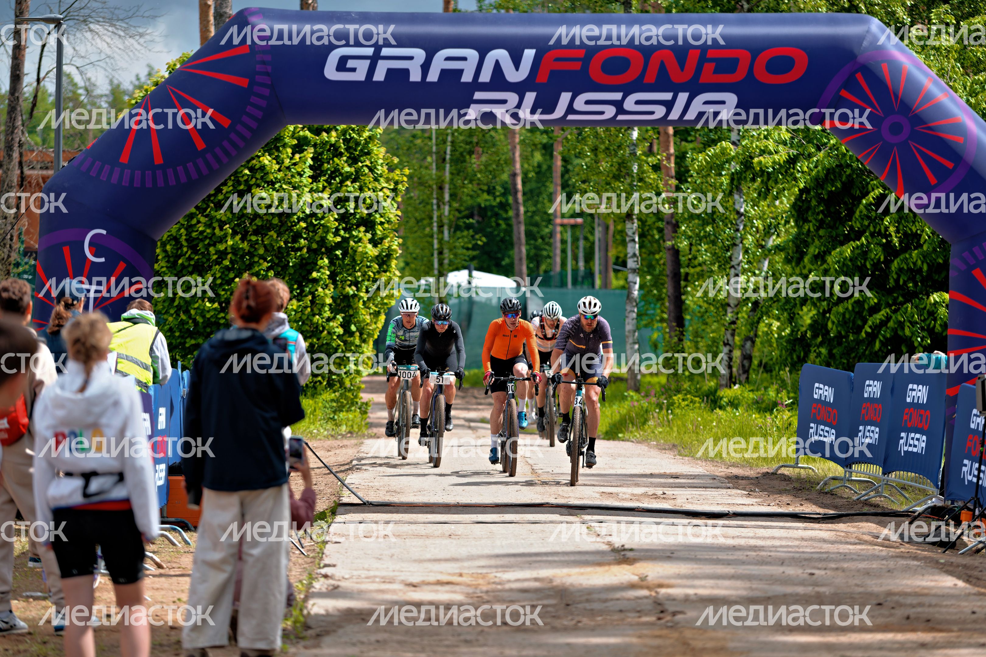 Первый велозаезд серии Gran Fondo Gravel Race в парке Малевича Одинцовского округа Первый велозаезд серии Gran Fondo Gravel Race в парке Малевича Одинцовского округа