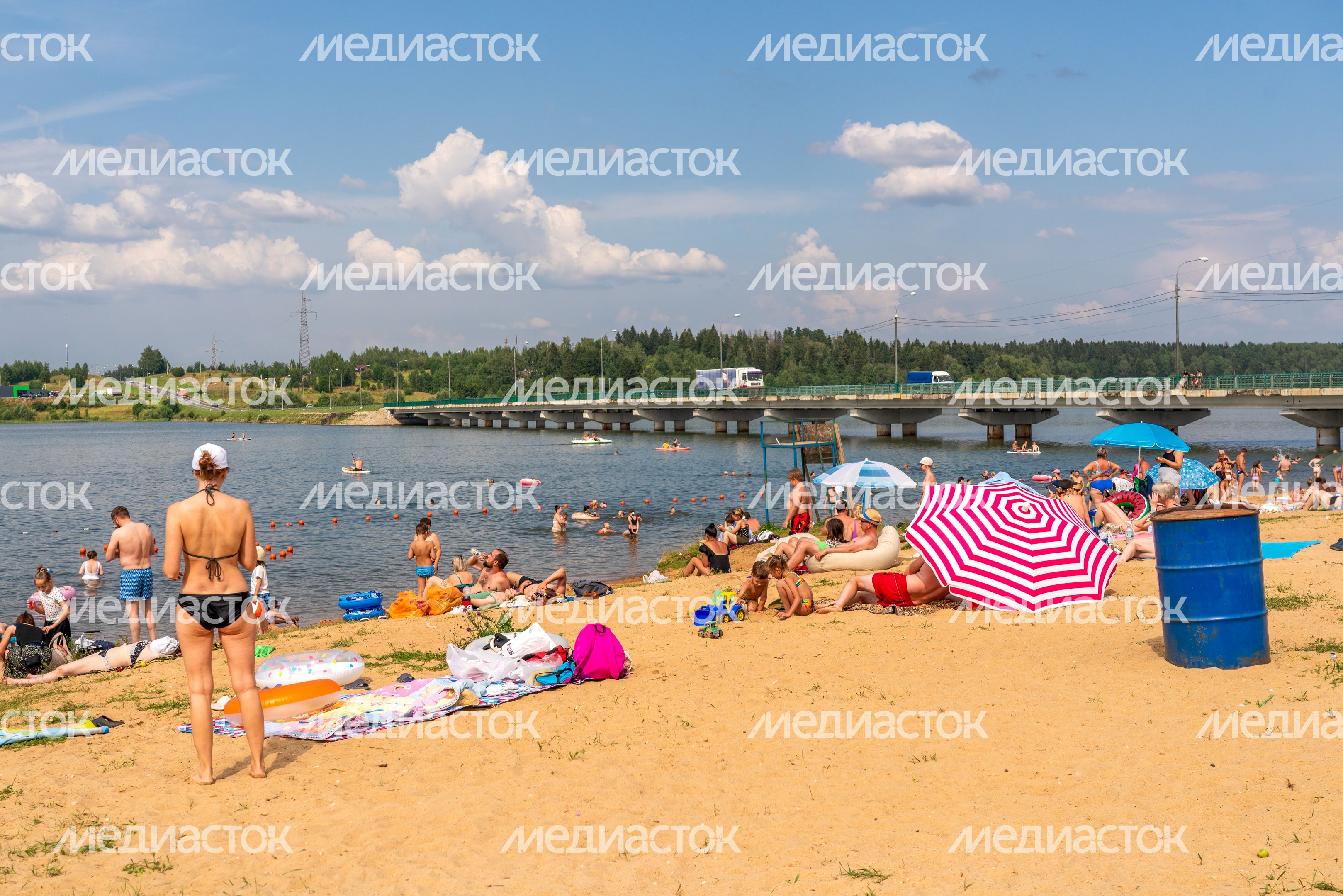 «Ice пляж» на Озеринском водохранилище в Рузе «Ice пляж» на Озеринском водохранилище в Рузе