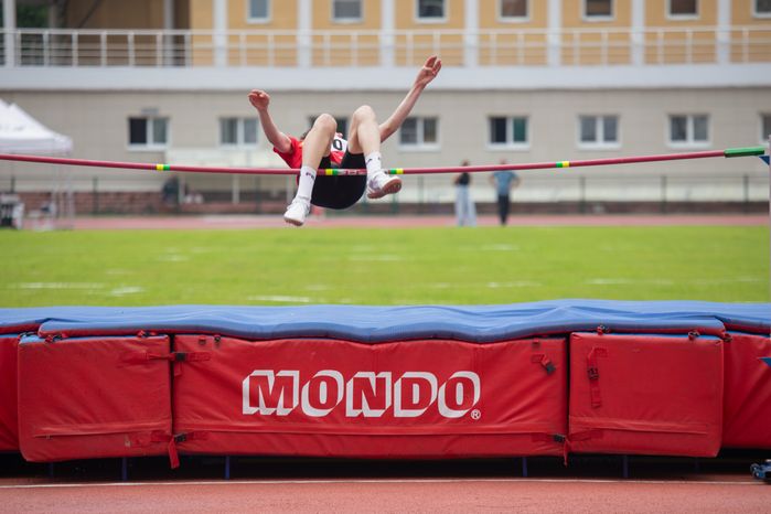 Прыжки в высоту на чемпионате Московской области по легкой атлетике в Жуковском