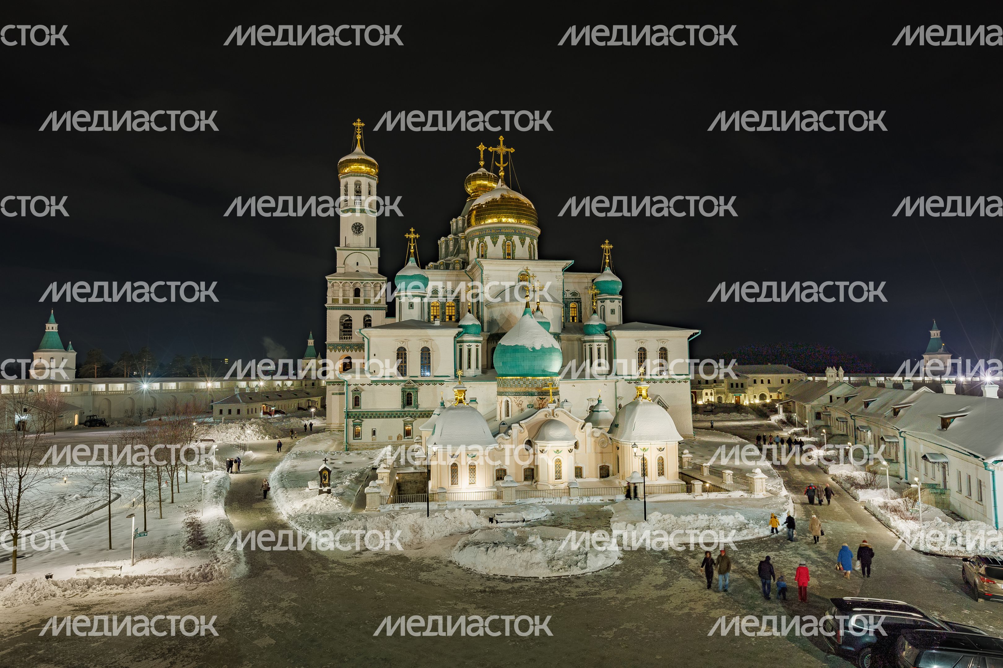 Воскресенский Ново-Иерусалимский ставропигиальный мужской монастырь в Истре. Зима Воскресенский Ново-Иерусалимский ставропигиальный мужской монастырь в Истре. Зима