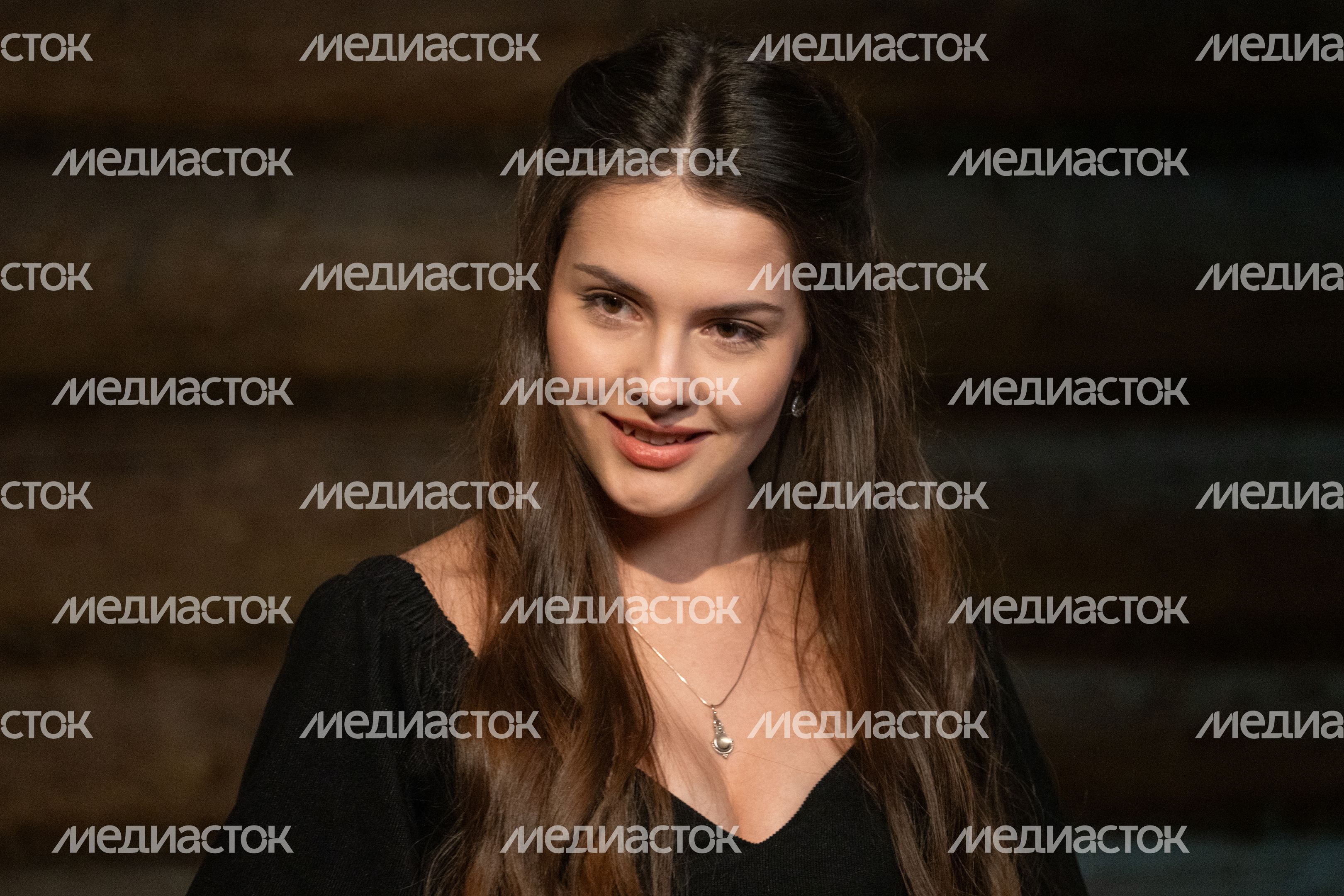 Лодина Анастасия на Международном конкурсе чтецких работ им. А.П. Чехова в музее-заповеднике «Мелихово» Лодина Анастасия на Международном конкурсе чтецких работ им. А.П. Чехова в музее-заповеднике «Мелихово»