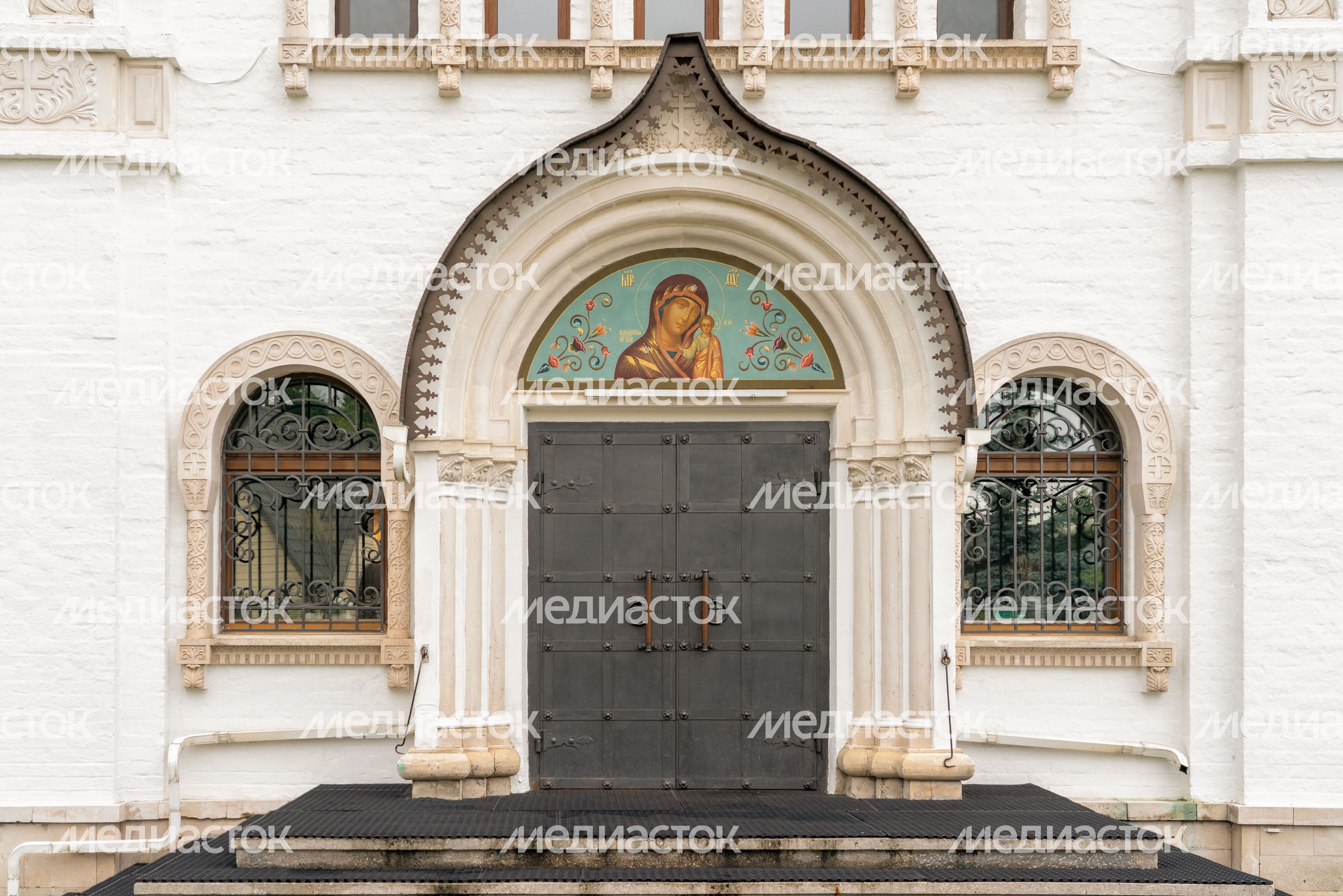 Храм Святой Преподобномученицы Елисаветы в микрорайоне Опалиха города Красногорска Храм Святой Преподобномученицы Елисаветы в микрорайоне Опалиха города Красногорска