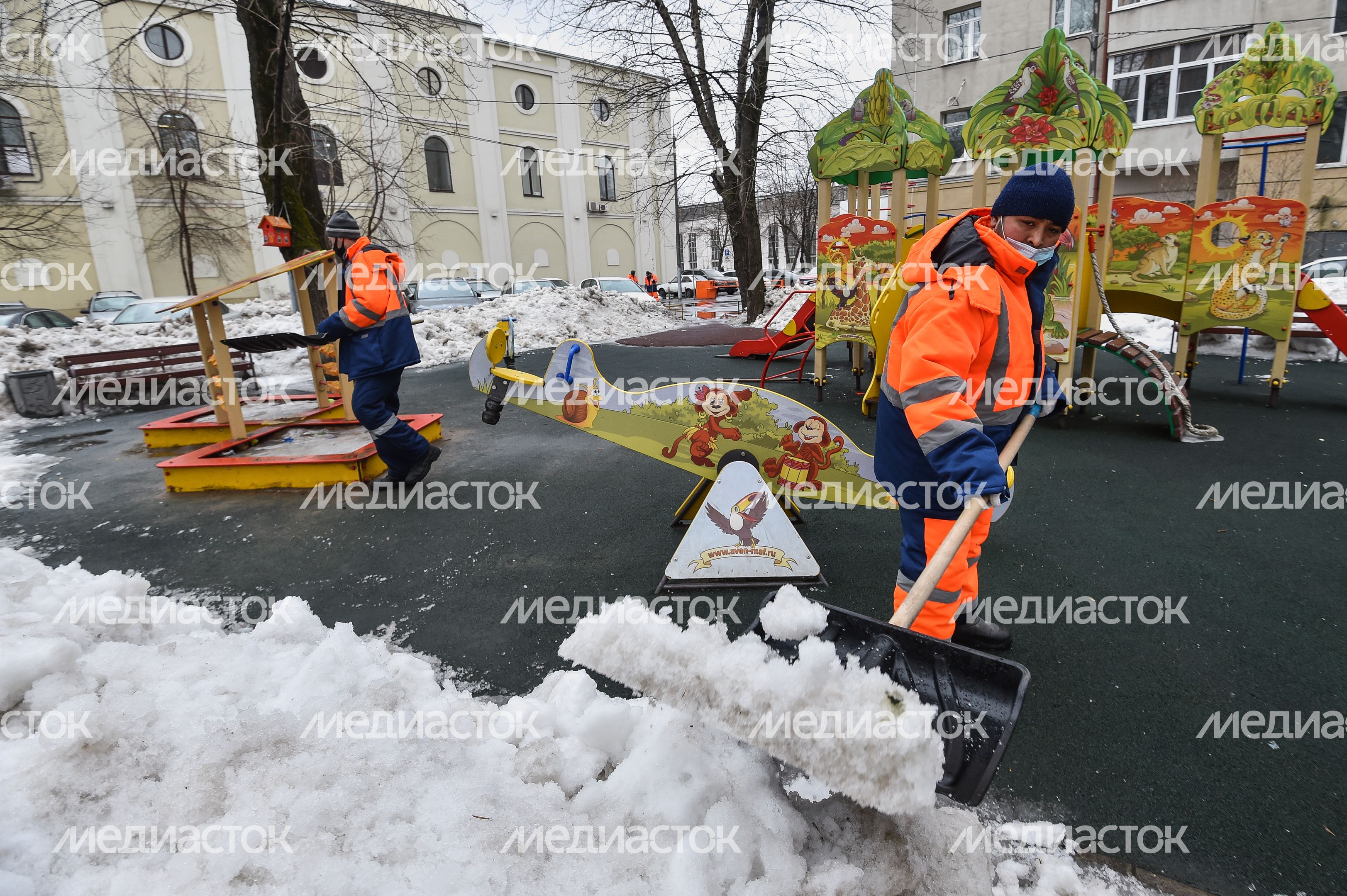 Ликвидация последствий резкого потепления в Москве Ликвидация последствий резкого потепления в Москве