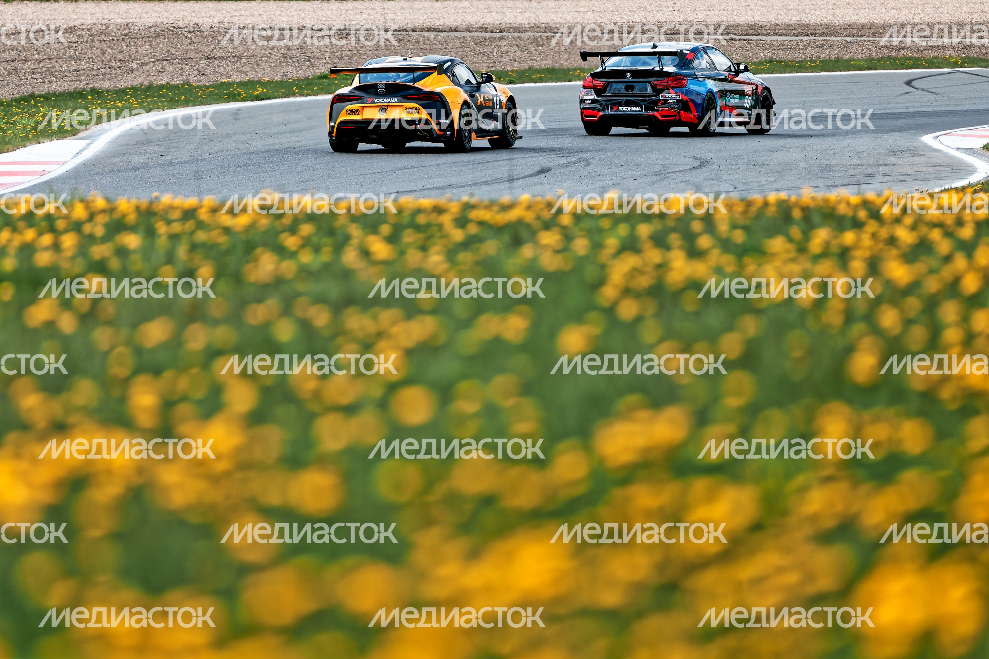 Гоночный уик-енд в Волоколамском округе на трассе Moscow Raceway Гоночный уик-енд в Волоколамском округе на трассе Moscow Raceway