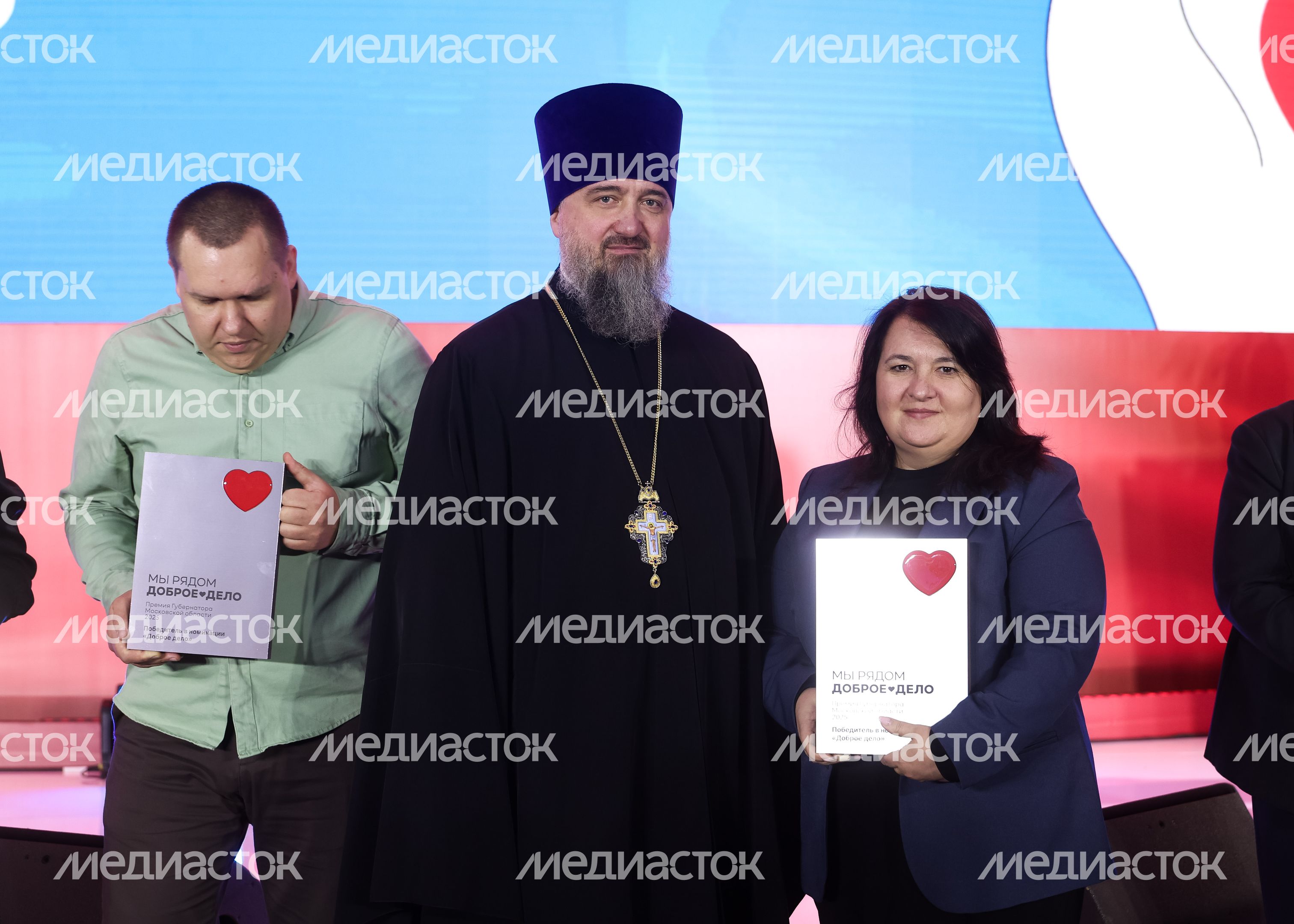 Награждение победителей XIII губернаторской премии "Мы рядом. Доброе дело" Награждение победителей XIII губернаторской премии "Мы рядом. Доброе дело"