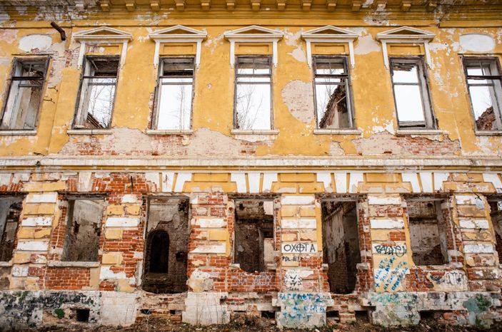 Весенние виды усадьбы Молоди