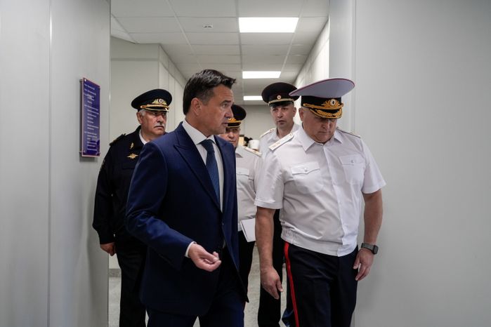 Андрей Воробьев поздравил сотрудников ГИБДД с профессиональным праздником