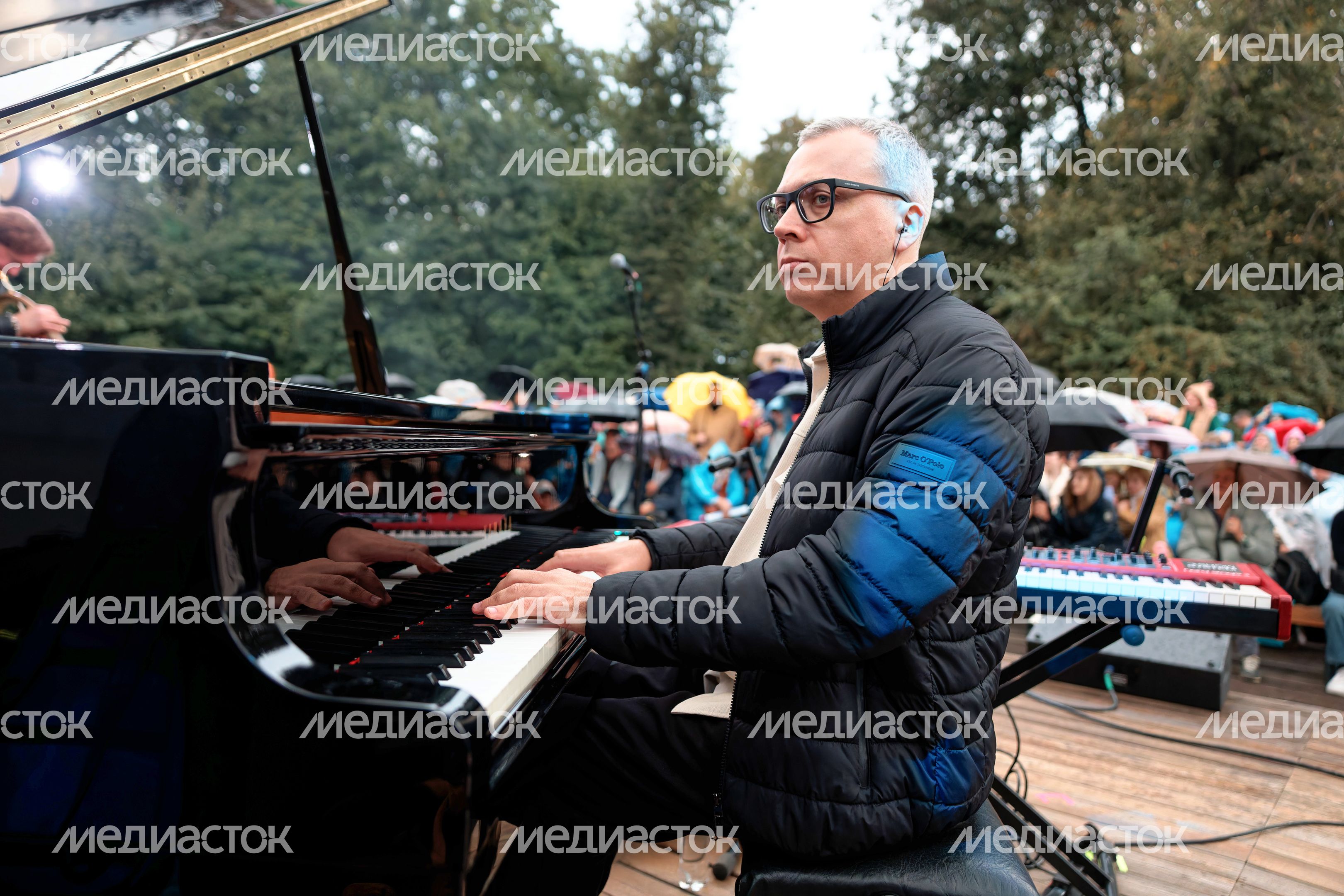 XI Международный фестиваль "Jazzовые сезоны" в Архангельском XI Международный фестиваль "Jazzовые сезоны" в Архангельском