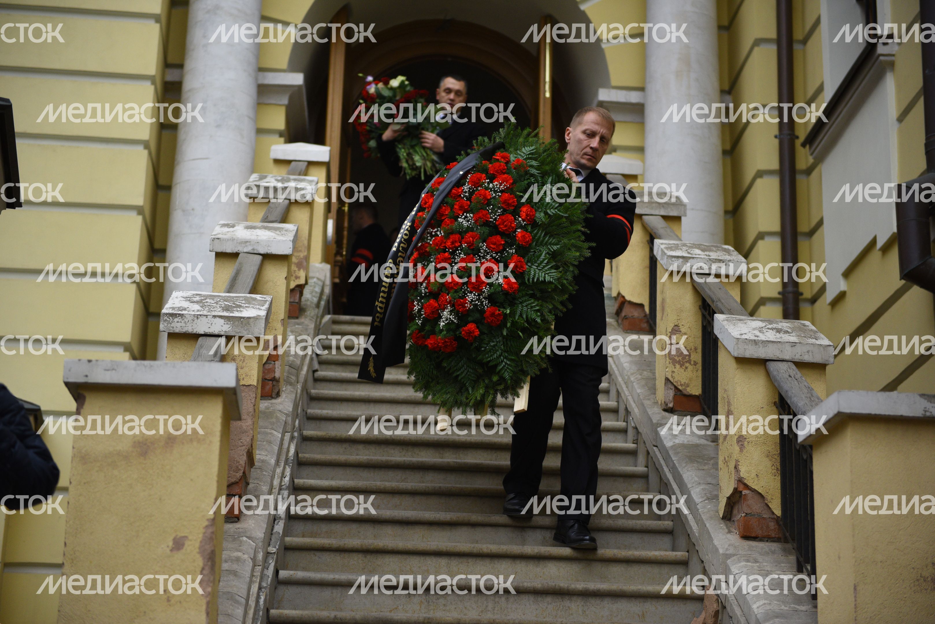 Церемония прощания с режиссером Георгием Юнгвальд-Хилькевичем в Москве