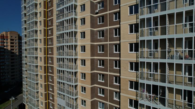 Новый МКД на ул. Набережной в Лыткарино принял переселенцев из ветхого жилья