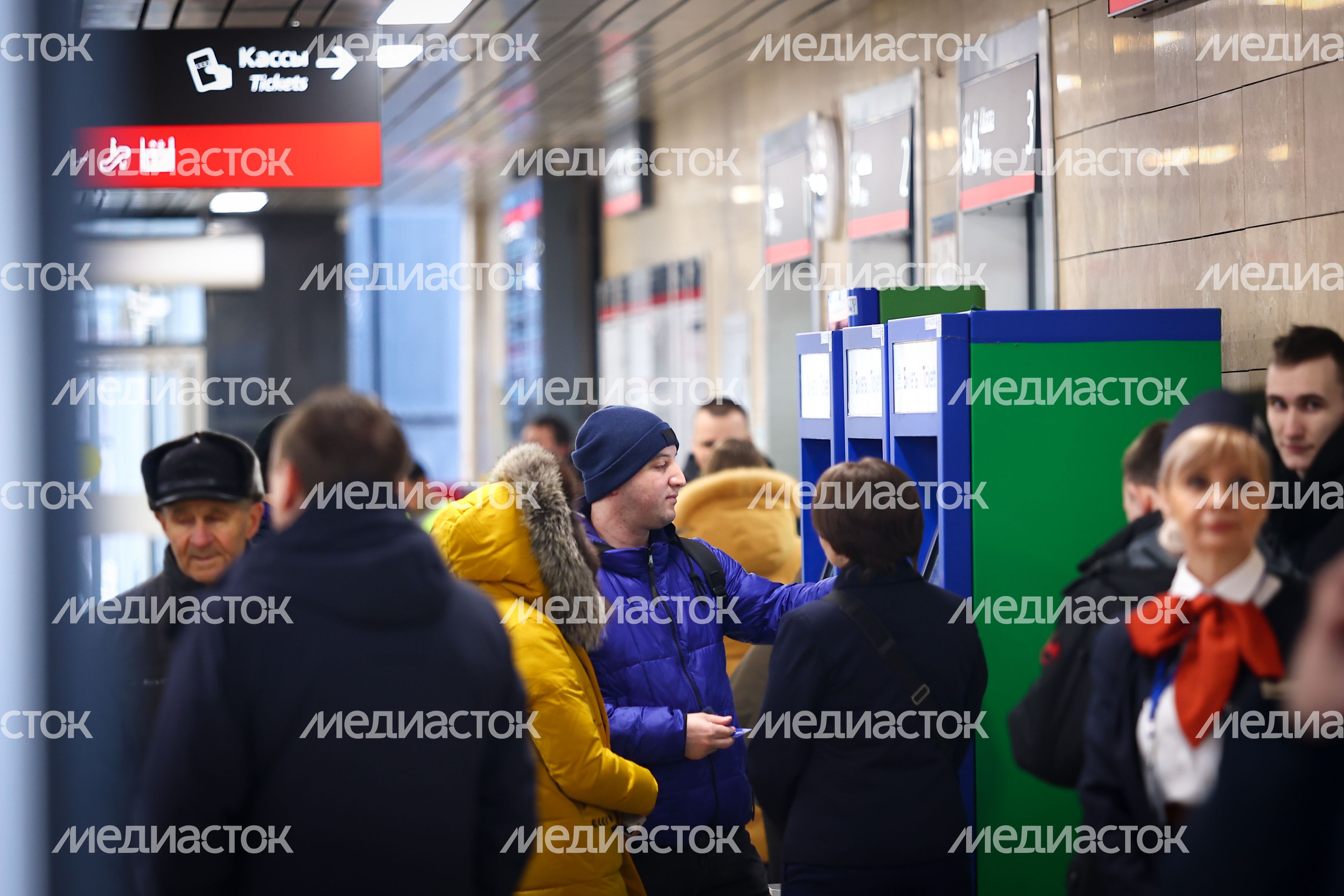 Поездка губернатора Подмосковья в электричке