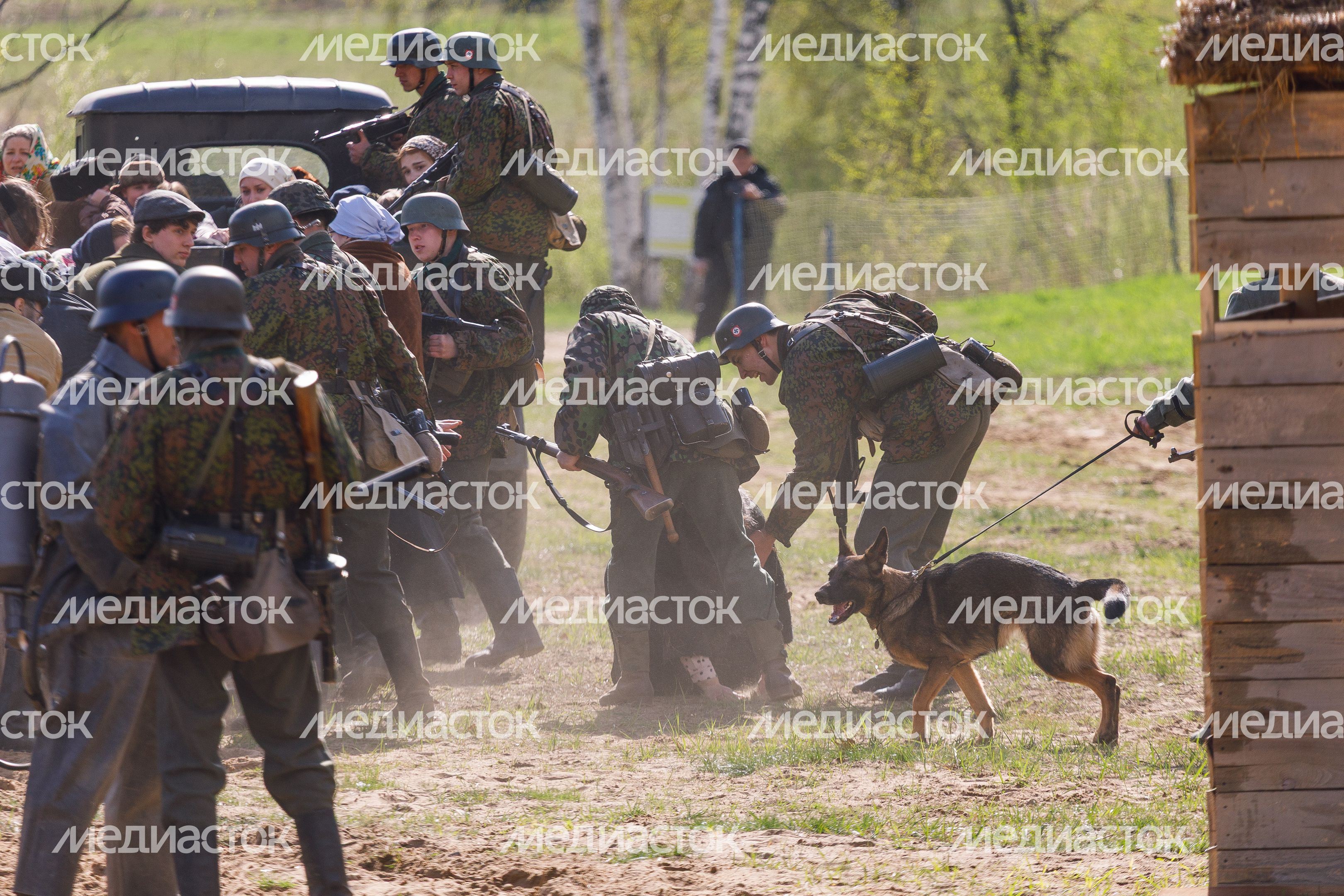 Военно-историческая реконструкция "Успех в единстве поколений" в Химках