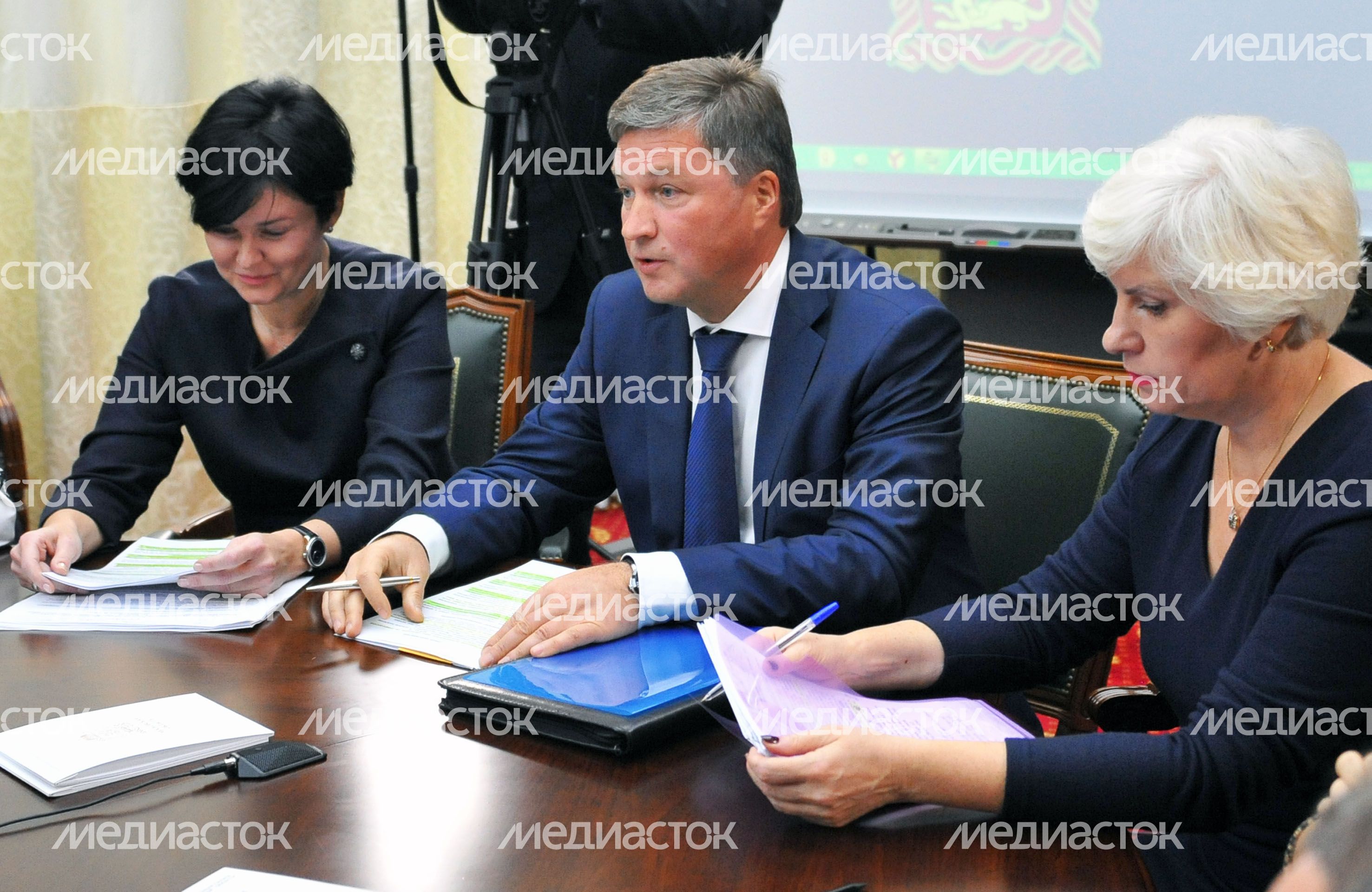 Совещание с руководящим составом областного правительства