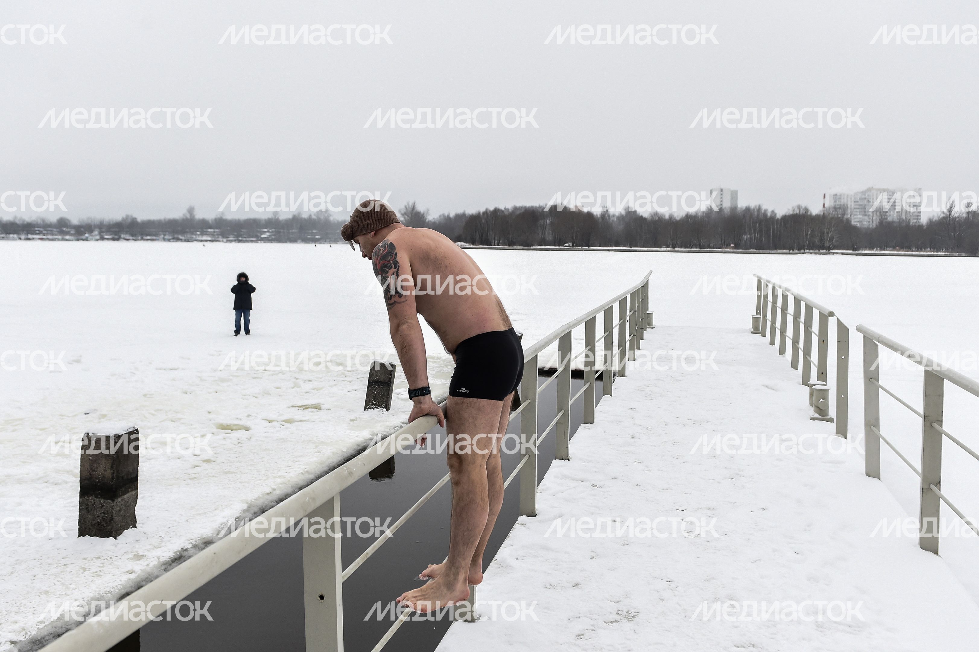 Купание моржей в Долгопрудном