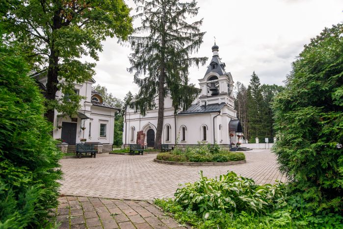 Сергиев Посад. Сергиевский храм