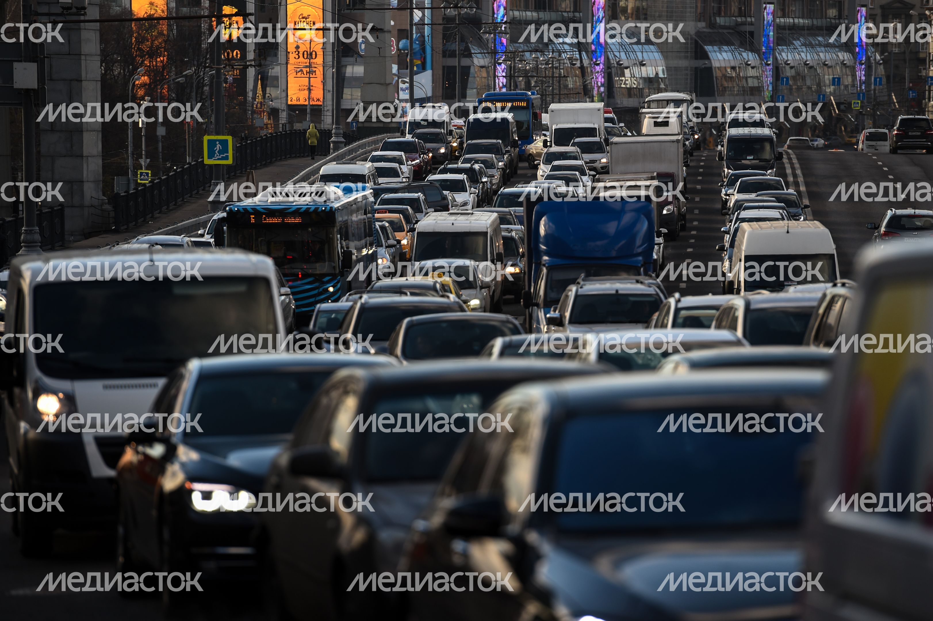 Повседневная жизнь города