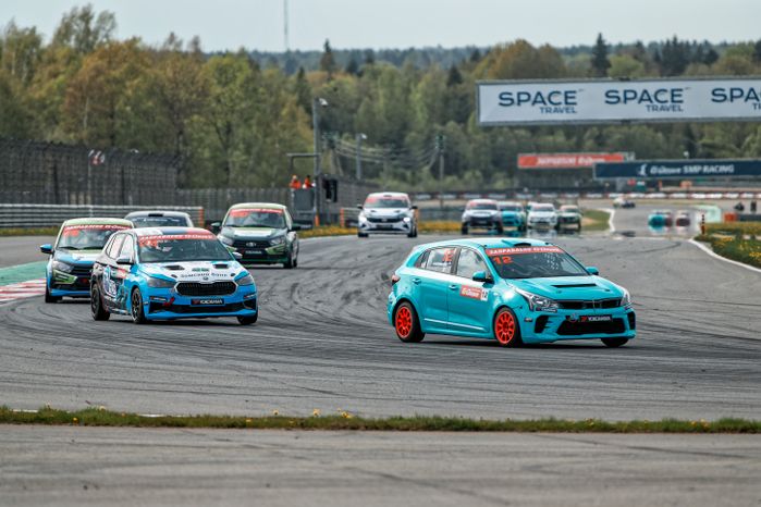 Гоночный уик-енд в Волоколамском округе на трассе Moscow Raceway