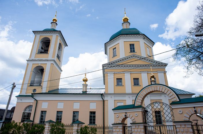 Весенние виды города Верея