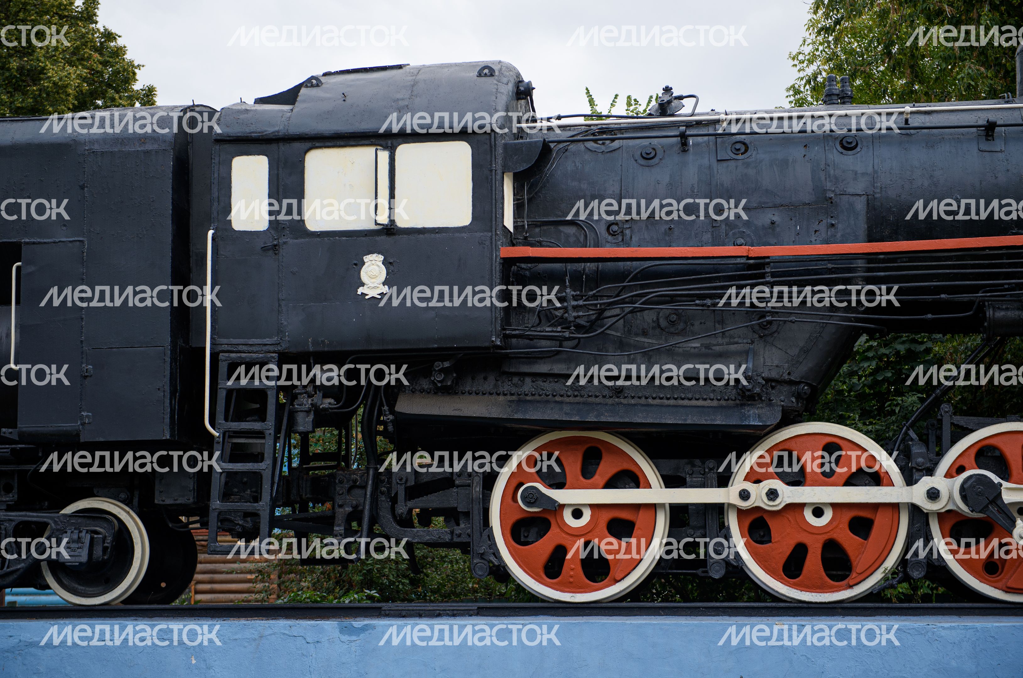 Коломна. Памятник "Паравозу Л-0012" Коломна. Памятник "Паравозу Л-0012"
