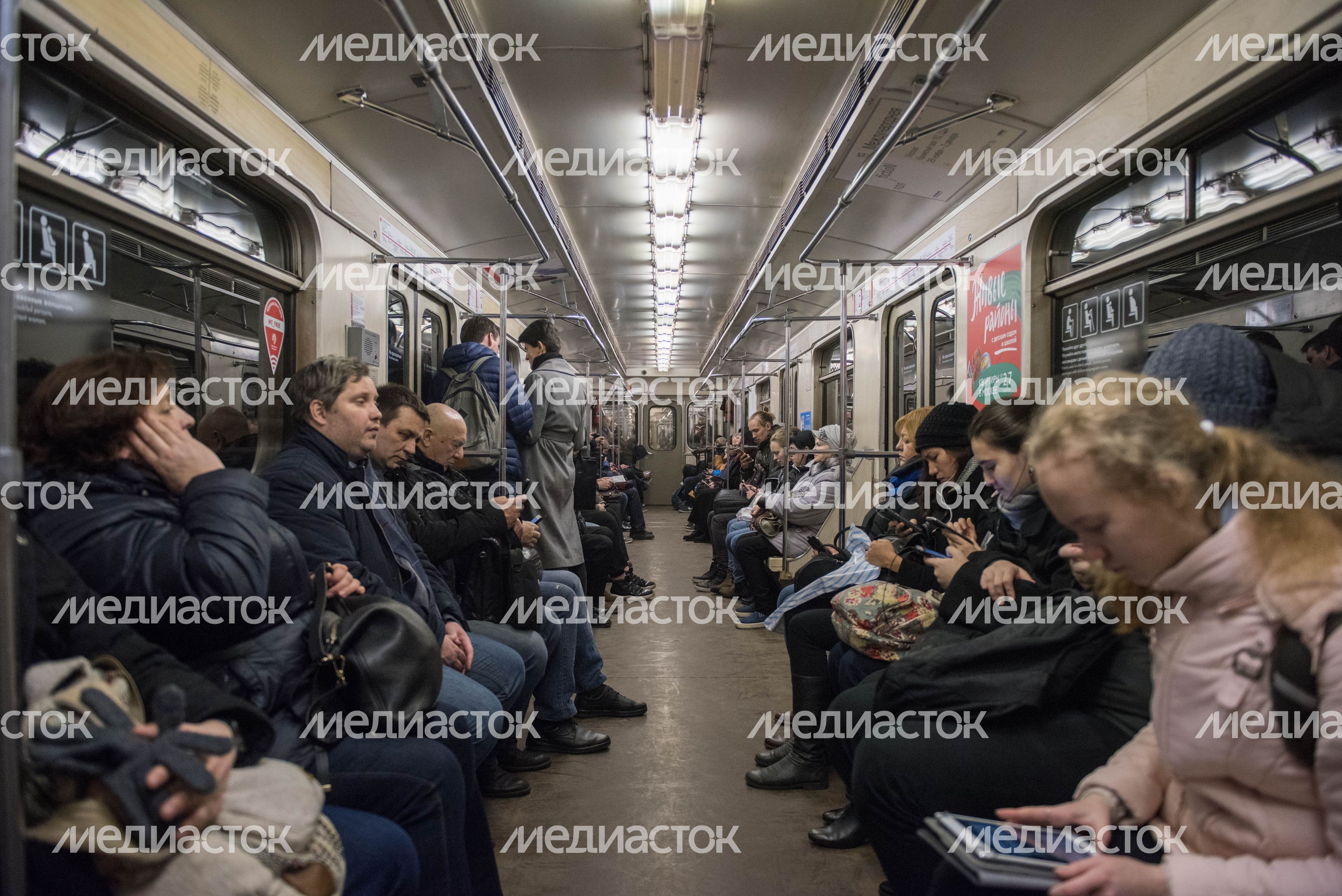 Станция метро «Воробьевы горы» в Москве
