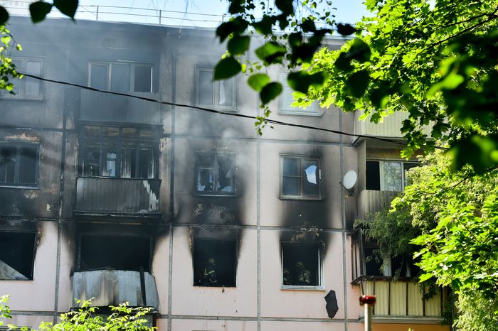 Кадры с места взрыва в доме на улице Проходчиков в Москве