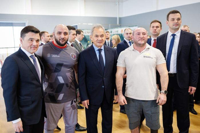 В центре им. Мещерякова прошло совещание по оказанию социальной и медицинской помощи участникам СВО
