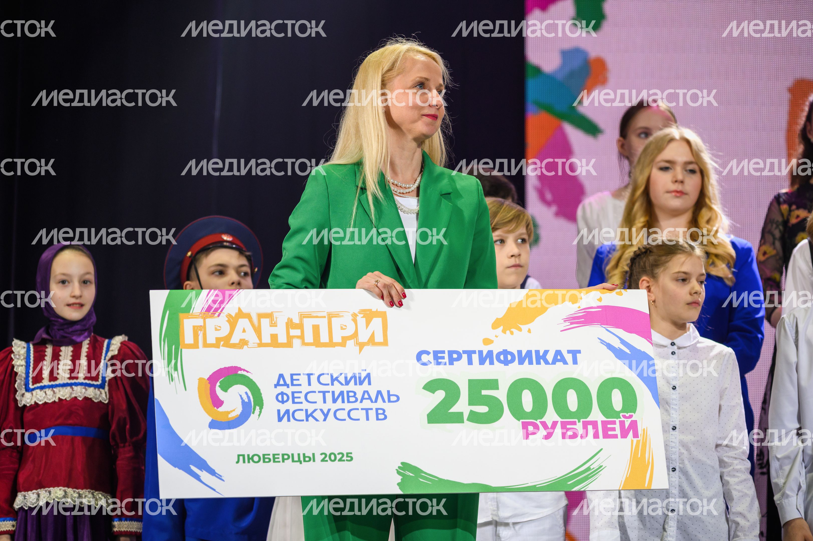 Гала-концерт III детского фестиваля искусств в Люберцах Гала-концерт III детского фестиваля искусств в Люберцах