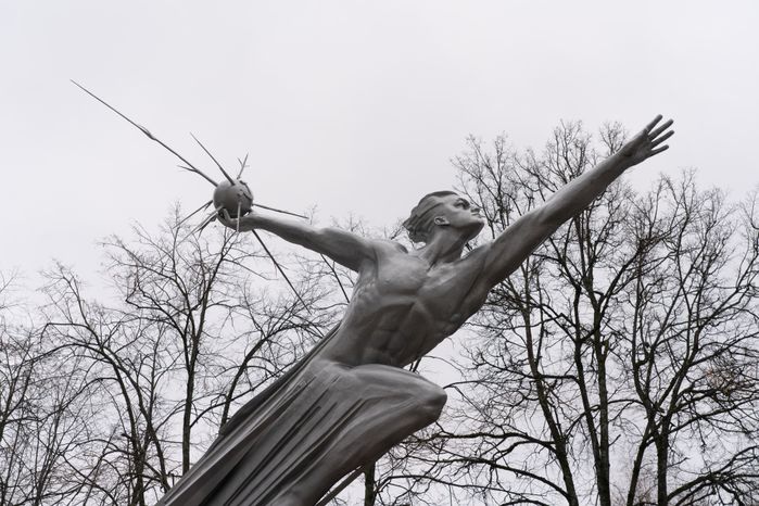 Монино Памятник Слава покорителям космоса