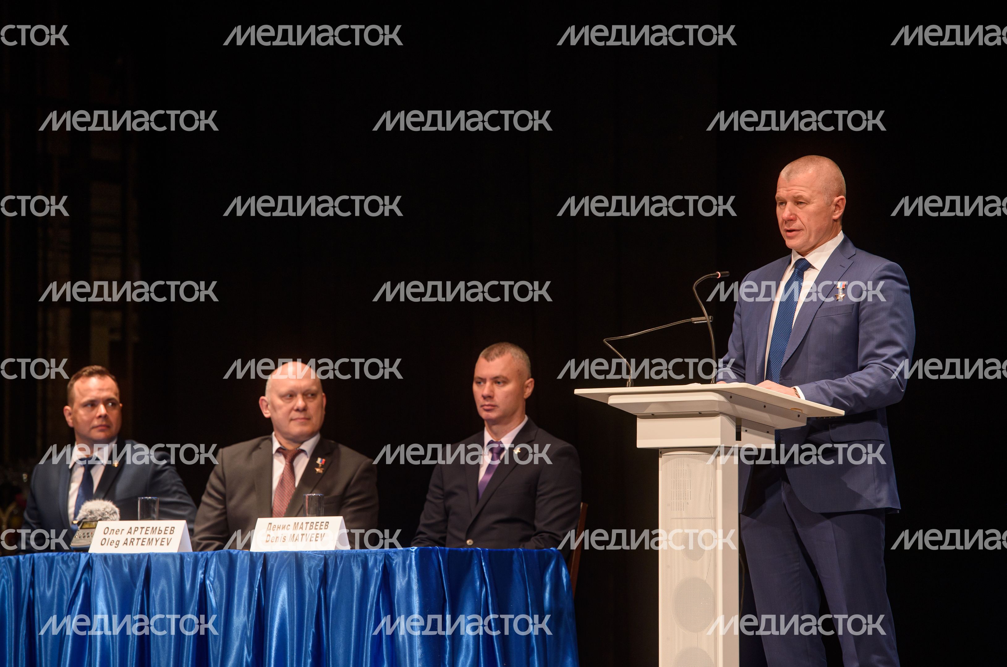 Торжественная встреча космонавтов и астронавтов 67-й длительной экспедиции на МКС