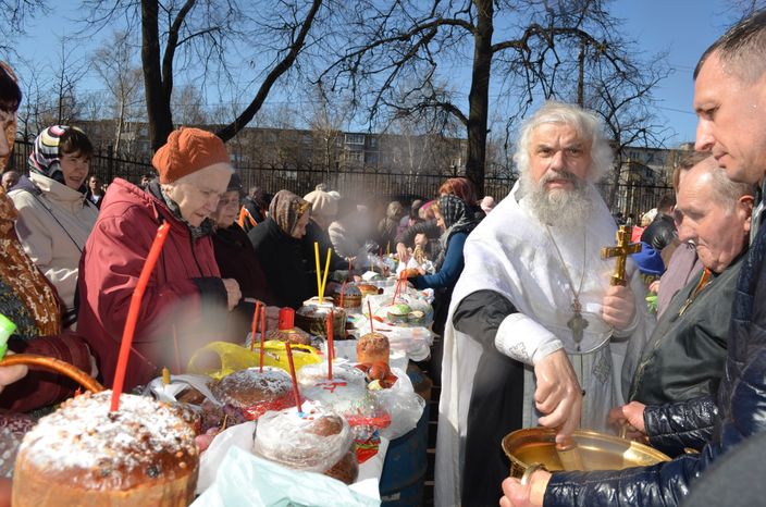 Освящение пасхальных блюд в Ивантеевке